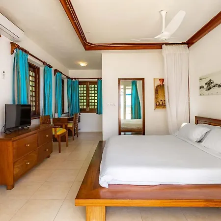 Tequila Sunrise Sky Cabana-Diani Beach Exterior photo