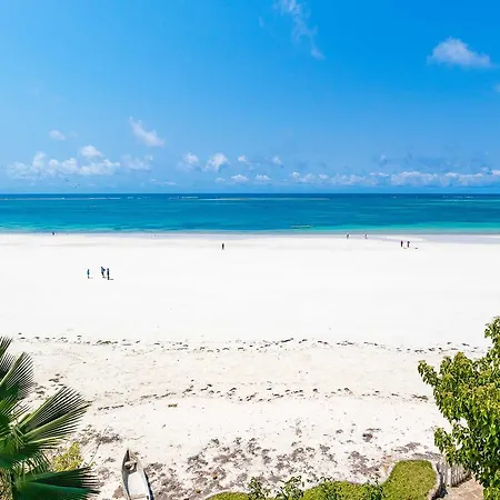 Tequila Sunrise Sky Cabana-Diani Beach Exterior photo